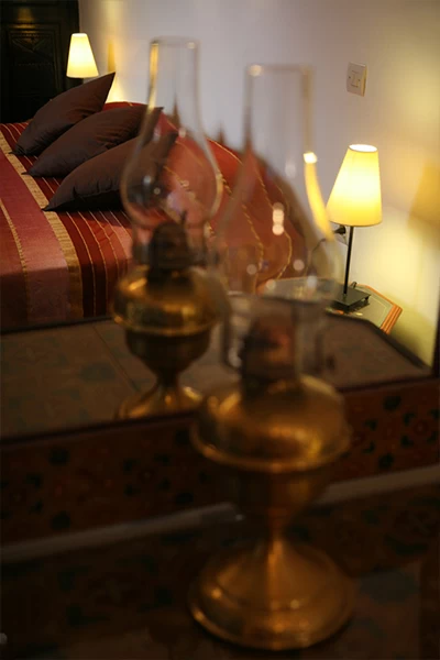 Suite Tchagra riad marrakech table de nuit