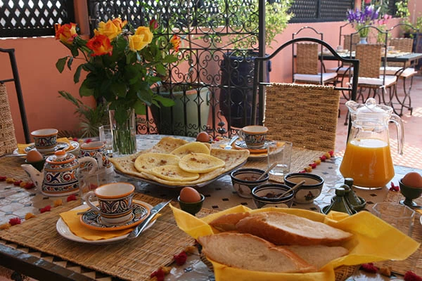 terrasse riad marrakech petit dejeuner