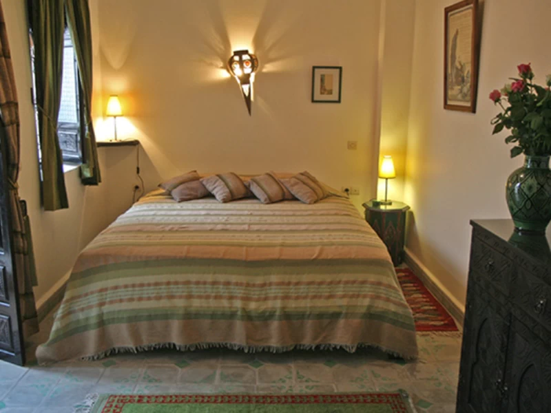 Chambre Guepier riad marrakech avec un 1 lit double